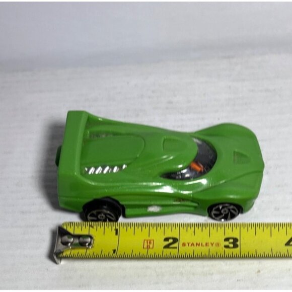 McDonald's Hot Wheels Green RACE CAR 2017 - Picture 7 of 7